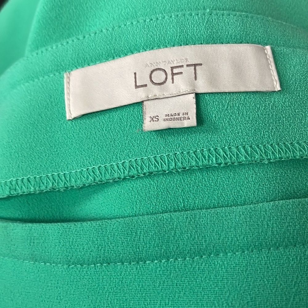 Ann Taylor LOFT bright mint boatneck 3/4 sleeve crepe dropped welted pockets top - Picture 6 of 6